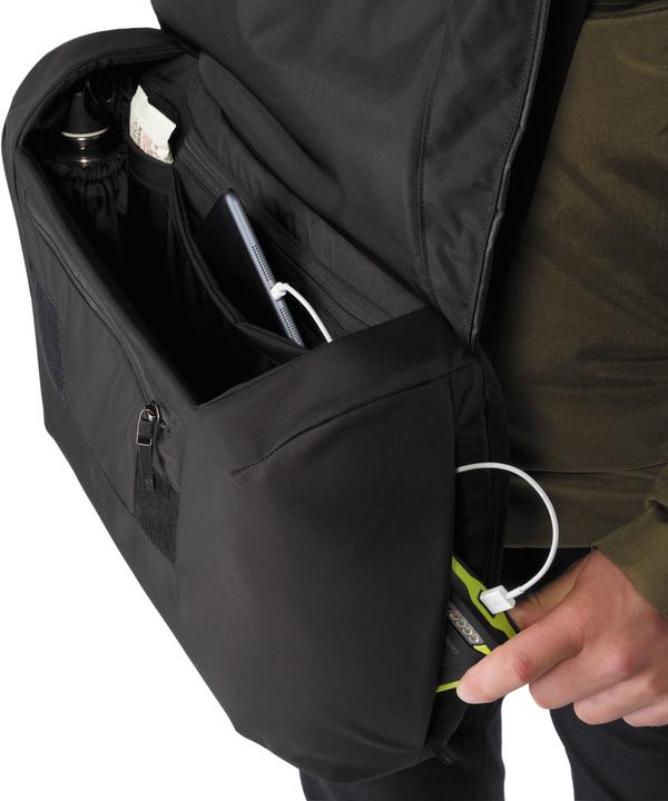 Actual product image Arc'teryx FYX 13 Messenger Bag