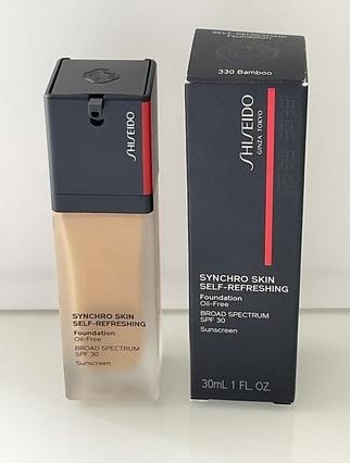 Immagine prodotto Shiseido Synchro Skin Self-Refreshing - Fondotinta SPF 30 Bamboo 330 (330 Bambù)