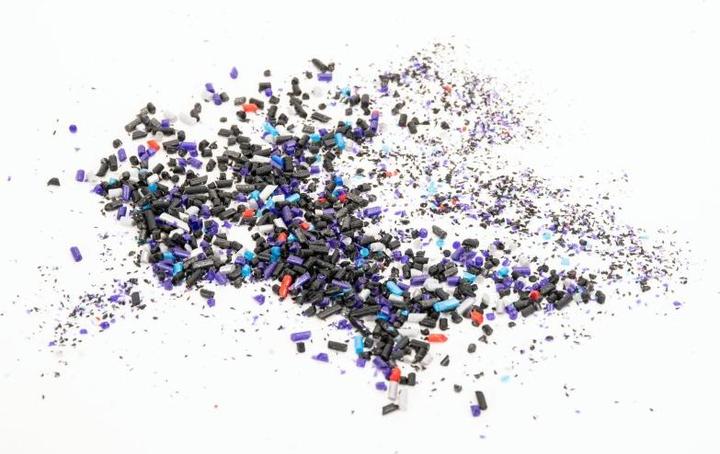 Produktbild Prusa Prusament PLA Recycled 2kg (PLA, 1.75 mm, 2000 g, Grün, Grau, Schwarz)