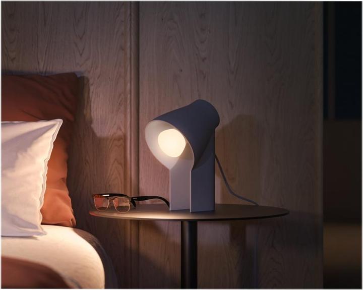Produktbild Philips Hue White Ambiance BT (E27, 9 W, 806 lm, 2 x, F)