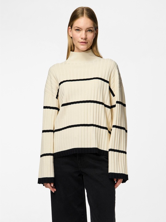 Actual product image Pieces PCHILJA Knitted Sweater (L)