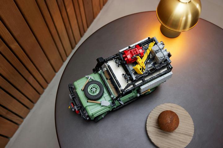 Image du produit LEGO Icons Klassischer Land Rover Defender 90 10317 (10317, LEGO Icons, LEGO difficiles à trouver)