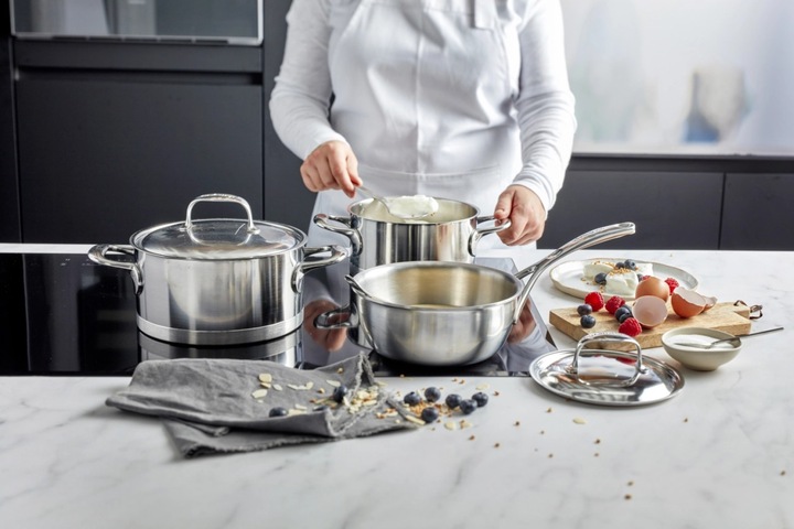 Actual product image Demeyere Atlantis 7 Starter Set 3pcs each 1x D41318 D41320 and D25920 (Pan set + pot set, Stainless steel)