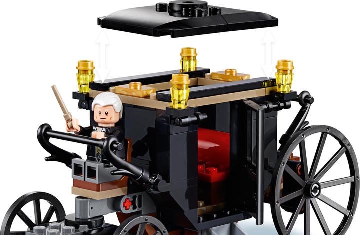 Actual product image LEGO Flight from Grindelwald (75951, LEGO Harry Potter)