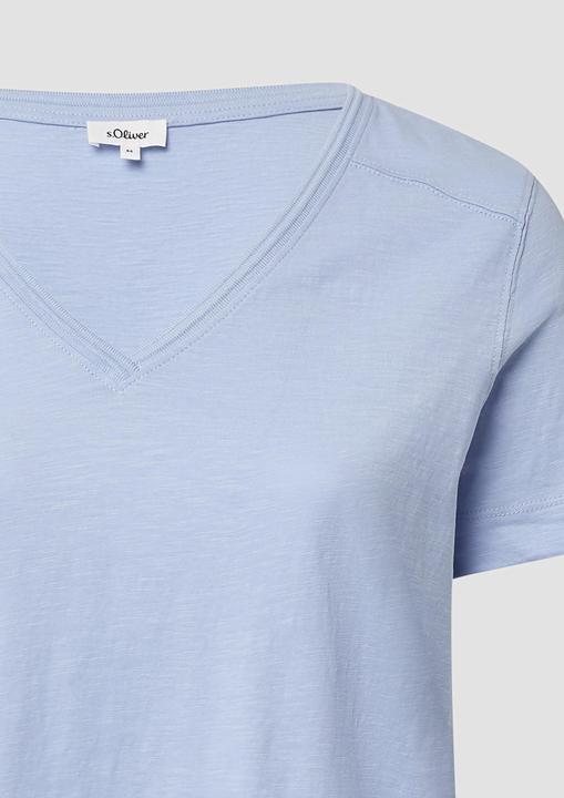 Produktbild S.Oliver T-Shirt T-Shirt aus Flammgarn mit V-Ausschnitt (44)