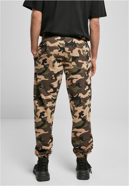 Actual product image Urban Classics Basic Camo Sweatpants 2.0 - 15327 (XXS)
