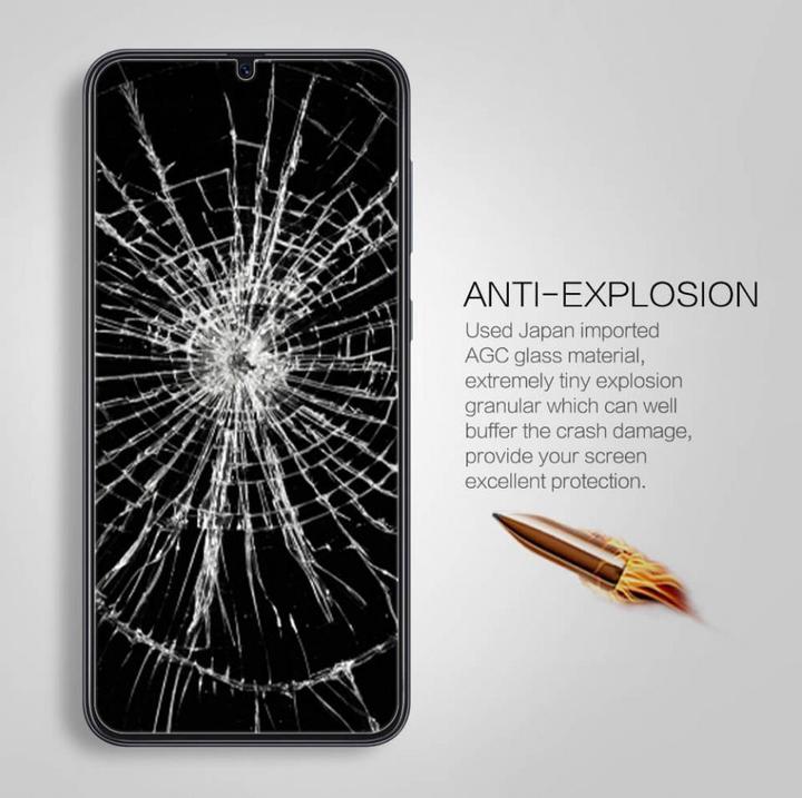 Produktbild Screenguard Samsung Galaxy A20e Panzerglas Schutzfolie Case Friendly Design (1 Stück, Samsung Galaxy A20e)