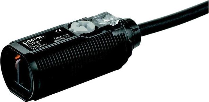 Produktbild Omron Industrial Automation M18 sensor retro-reflective 4m NPN 2m