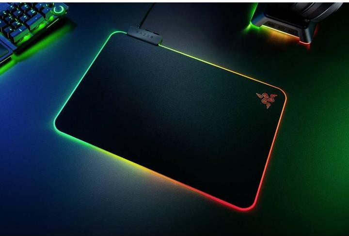 Actual product image Razer Firefly V2 (L)