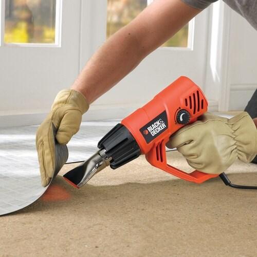 Actual product image Black & Decker Juodas + DECKER HEAT UN 2000W CASE KX2001K