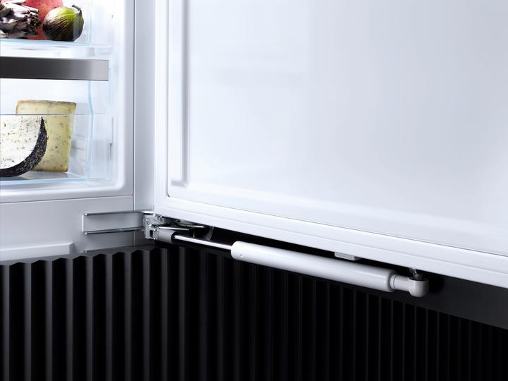 Produktbild Miele Kühl- / Gefrierkombination KF 7742 C (255 l)