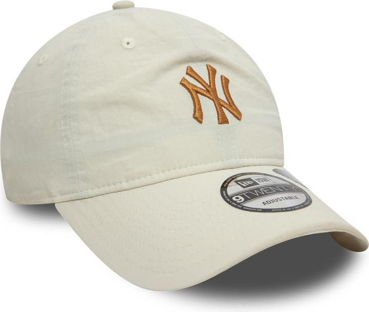 Produktbild New Era 9Twenty Casual Classics Cap - New York Yankees beige