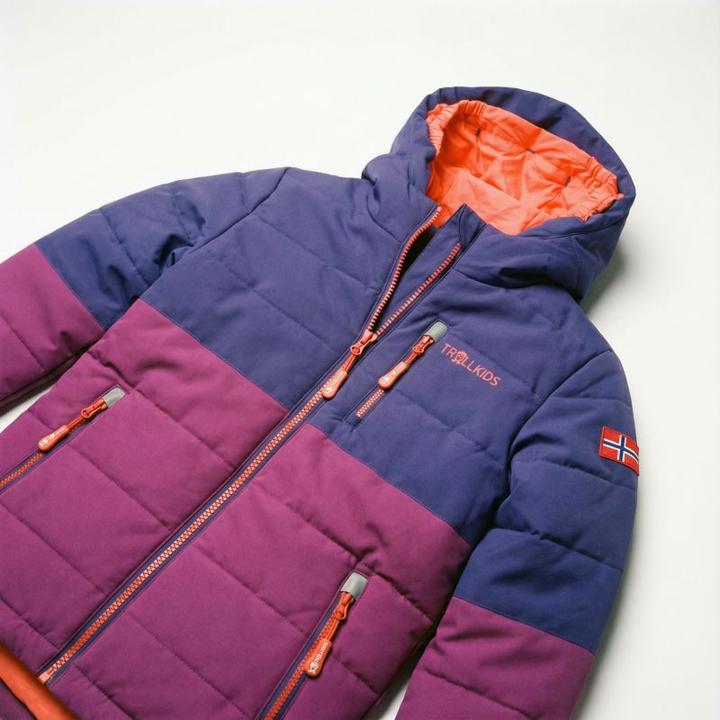 Actual product image Trollkids Kid's Hemsedal Snow Jacket XT (152)