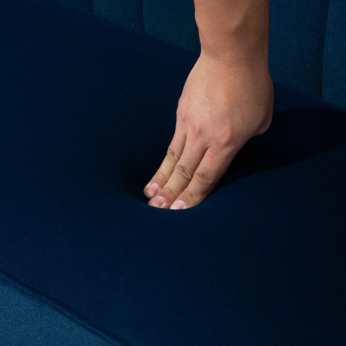 Image du produit Swisshandel24 2-Sitzer Sofa Zweisitzer, Loveseat mit Leinenoptik, Doppelsofa mit Holzbeine, bis 150 kg Belastbar (2 places)