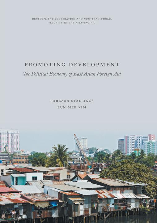 Produktbild Promoting Development (Barbara Stallings, Eun Mee Kim, 2018)