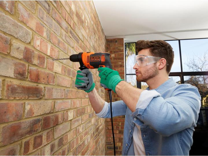 Actual product image Black & Decker BEH710QS Impact drill (Electrical connection)