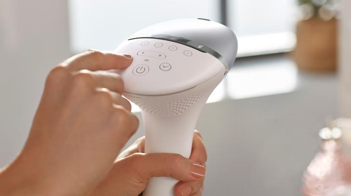 Produktbild Philips Lumea Prestige Lumea IPL 8000 Series BRI940/00 IPL