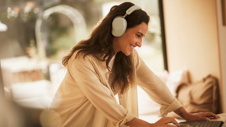 Produktbild Jabra Evolve3 85 UC (Kabellos, USB-C, Unify)