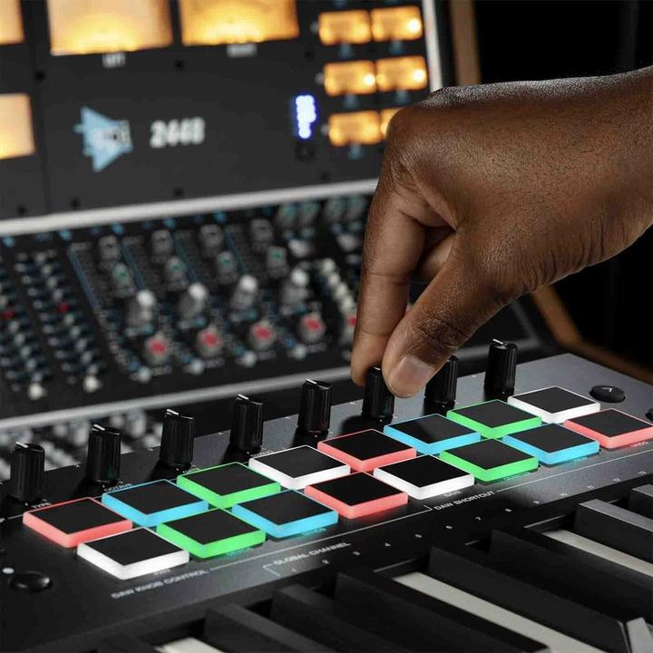 Actual product image M-Audio Oxygen Pro 49 (Keyboards)