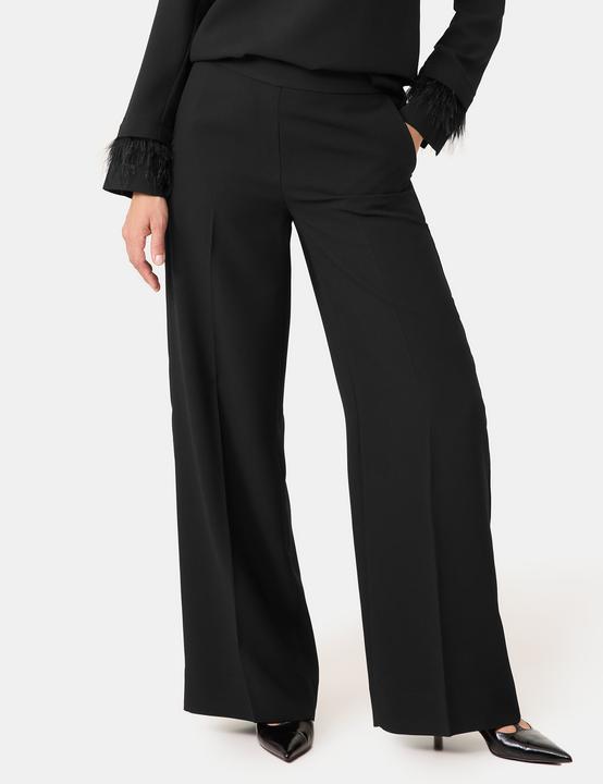 Produktbild Gerry Weber Elegante Schlupfhose mit weitem Bein Hose Tuch/Kombi lang - 64246 (42)