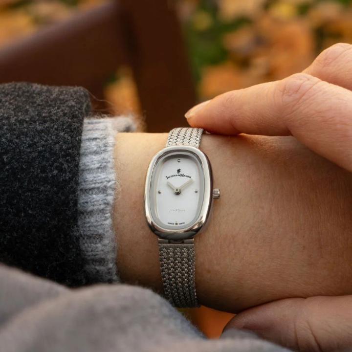 Actual product image Jacques du Manoir JWL05201 Noblesse (Analogue wristwatch, 20 mm)