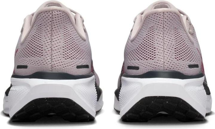 Produktbild Nike Pegasus 41 (38.5)