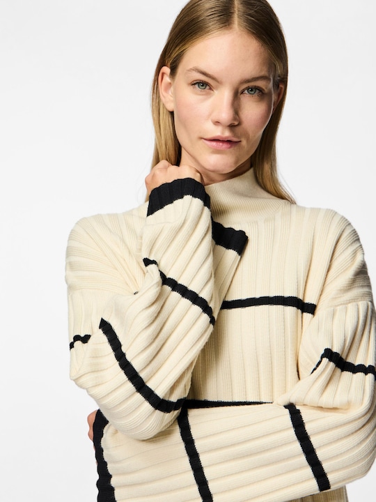 Actual product image Pieces PCHILJA Knitted Sweater (L)