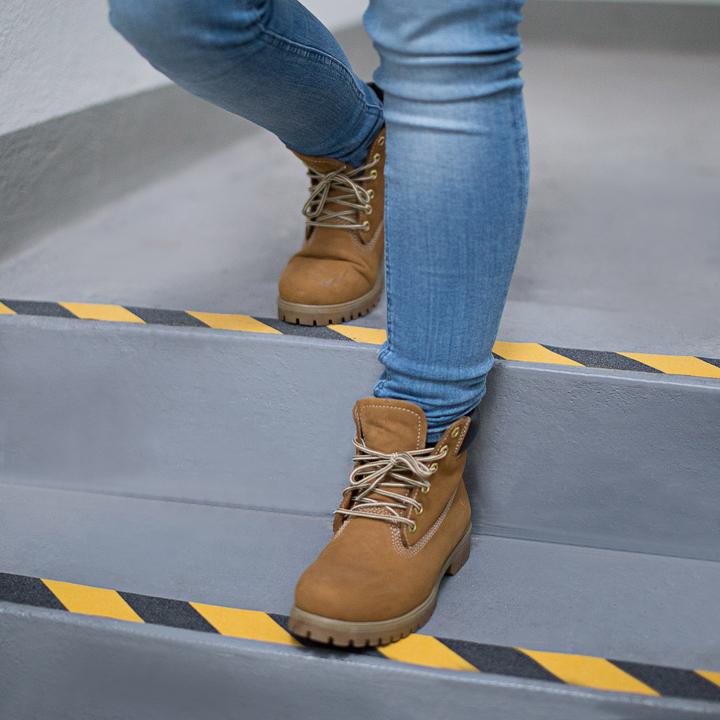 Immagine prodotto Relaxdays Nastro adesivo antiscivolo (50 mm)