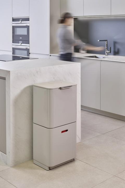 Image du produit Joseph Joseph Totem Max intelligent pour les déchets (60 l)