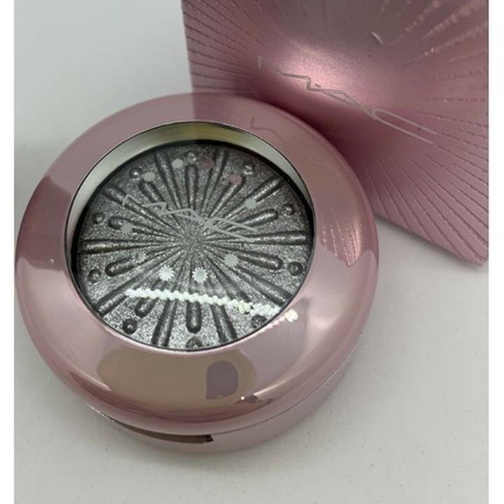 Produktbild MAC Cosmetics Firework Lidschatten (Silver bells)