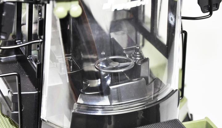 Image du produit Amewi Hydraulique Chargeuse sur pneus militaire (RTR Prêt à fonctionner)