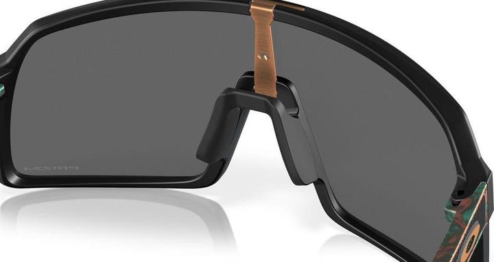 Actual product image Oakley Sutro (Polished Black, Prizm Black)