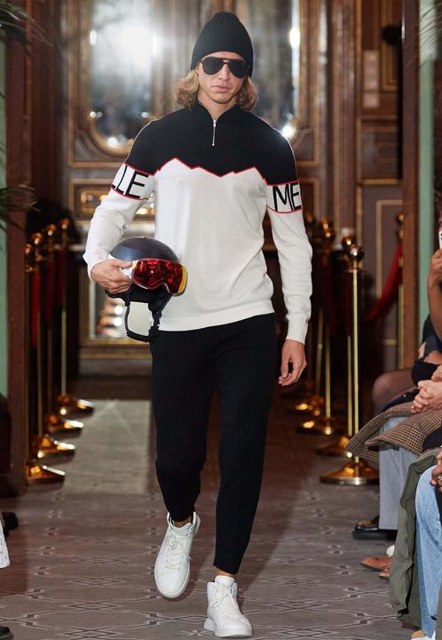 Actual product image Bellemere Pullover Half-Zipped Cashmere Blend Sweater (L)