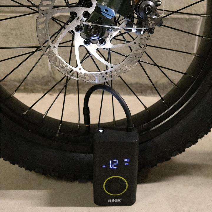 Actual product image Nilox Compressore ad Aria Portatile Multifunzione