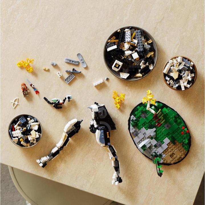 Actual product image LEGO Horizon Forbidden West: Long Neck (76989)