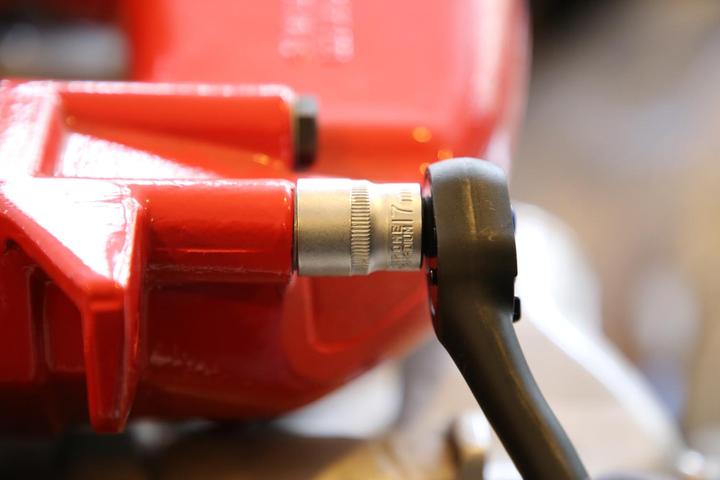 Productafbeelding Brilliant Tools BT021811 (17 mm)