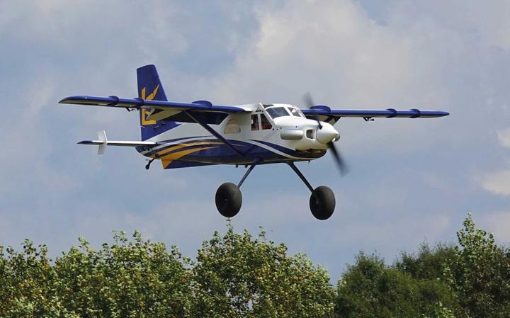Produktbild Extremeflight-RC TURBO BUSH MASTER 120" V2 blau/weiss/gelb
