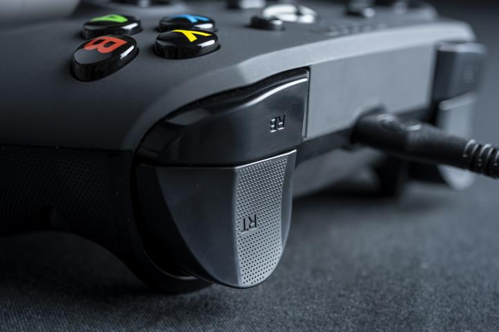 Actual product image Nacon Gaming EVOL-X Pro (Xbox Series X, Windows, Xbox One X, Xbox Series S, Xbox One S)