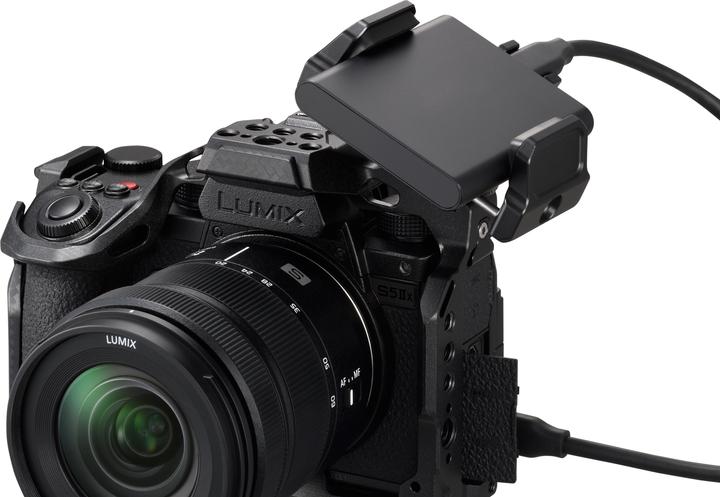 Actual product image Panasonic Lumix S5IIX Kit (20 - 60 mm, 24.20 Mpx, Full frame)