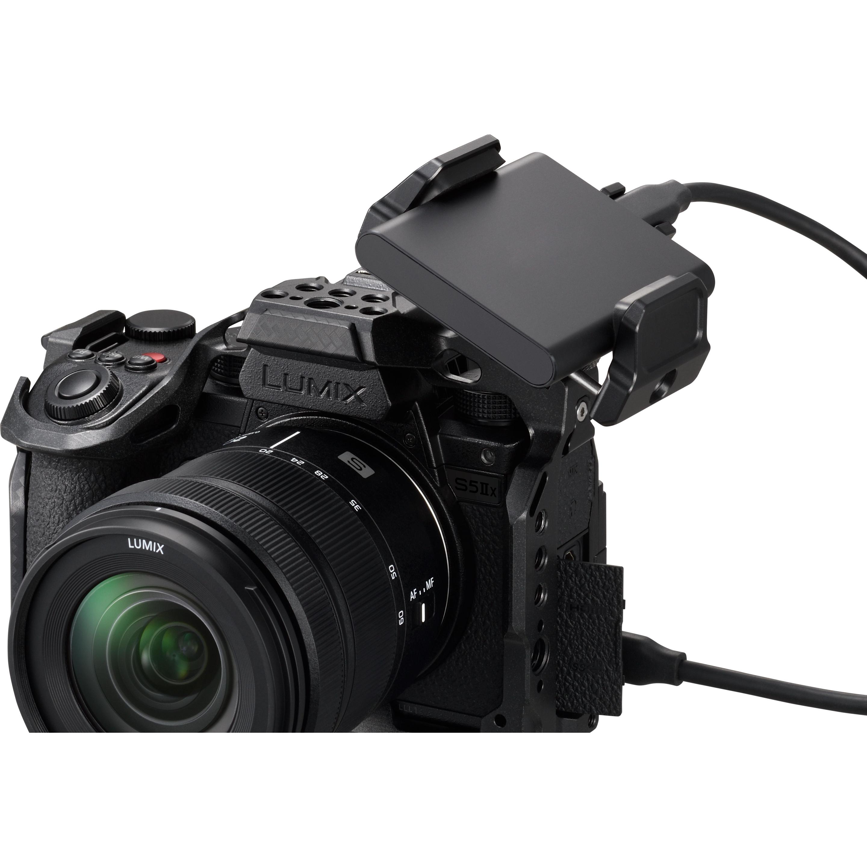 Panasonic Lumix S5IIX Kit (20 - 60 mm, 24.20 Mpx, Vollformat), Kamera, Schwarz