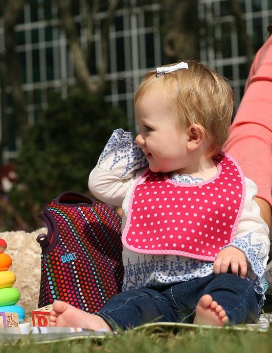 Image du produit Built Mess Mate Baby Pink Mini Dots 2 pcs (12 mois)