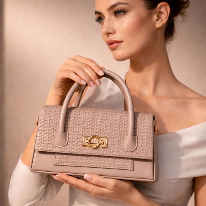 Immagine prodotto Gallantry Damen Mini Handtasche mit Flechtklappe