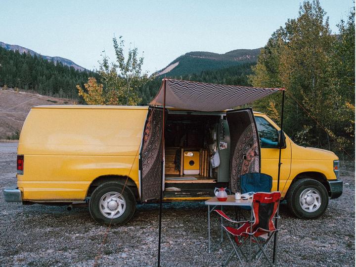 Image du produit Daan Tech Lave-vaisselle de table Bob jaune/blanc