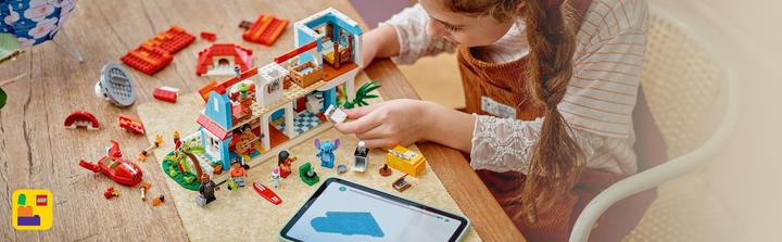 Actual product image LEGO The beach house from Lilo and Stitch (43268, LEGO Disney)