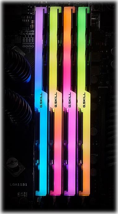 Produktbild G.Skill Trident Z RGB (2 x 32GB, 4400 MHz, DDR4-RAM, DIMM)