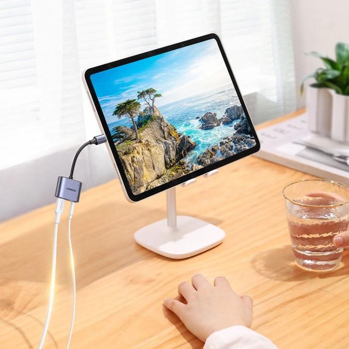 Actual product image Ugreen Headphone Adapter (USB-C, 3.5mm jack)