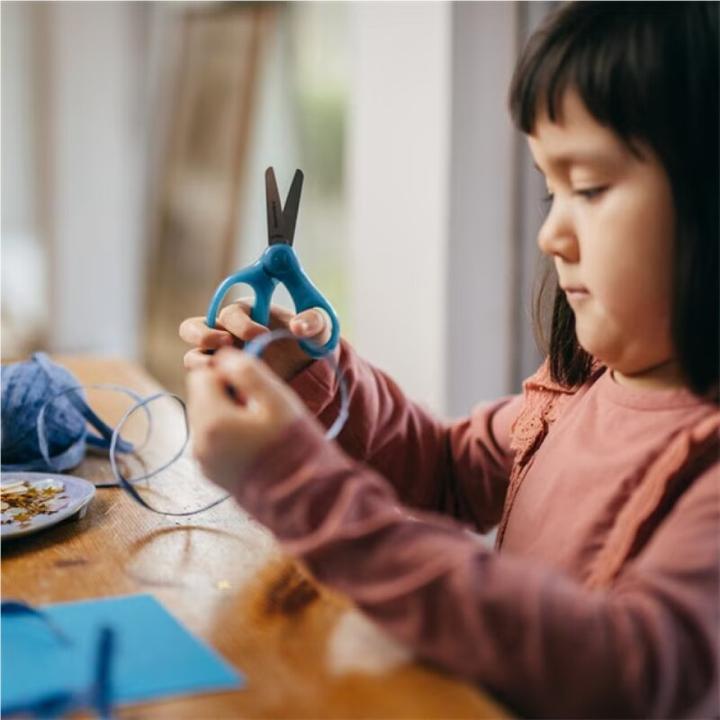 Actual product image Fiskars Children's scissors From 6 years Length: 13 cm For right- and left-handers (13 cm)