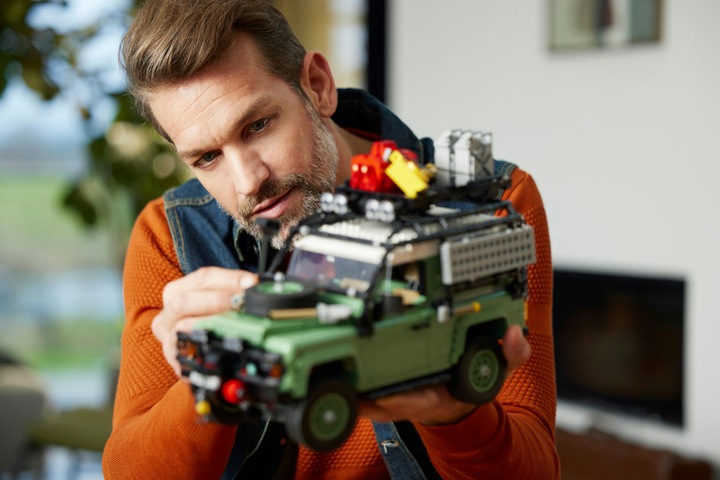 Produktbild LEGO Icons Klassischer Land Rover Defender (10317, LEGO Icons, LEGO Seltene Sets)
