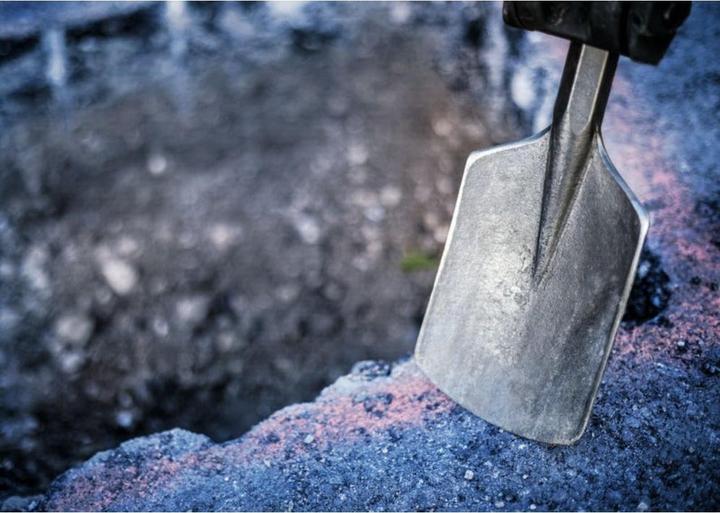 Produktbild Bosch Professional Zubehör PRO HEX 28-4C Spatmeissel, gerundet, 135 x 400 mm (135 mm)