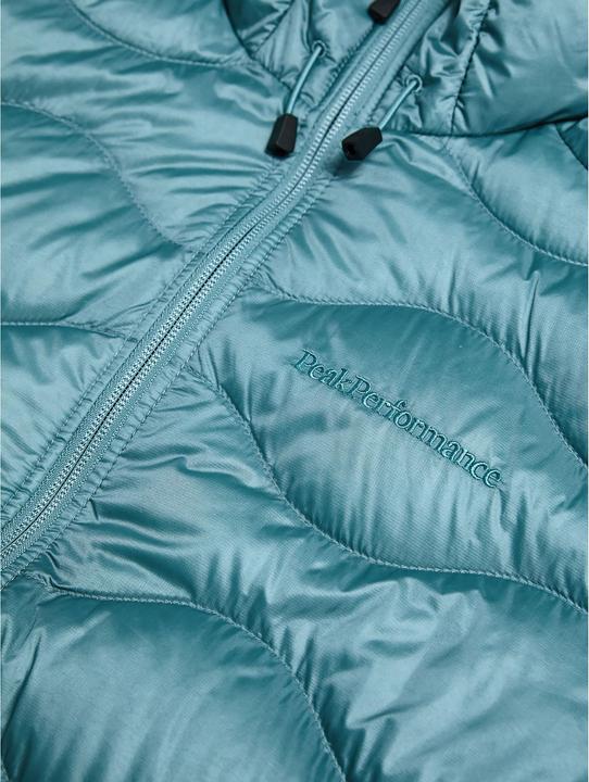 Actual product image Peak Performance Helium Down Hood Jacket (M)
